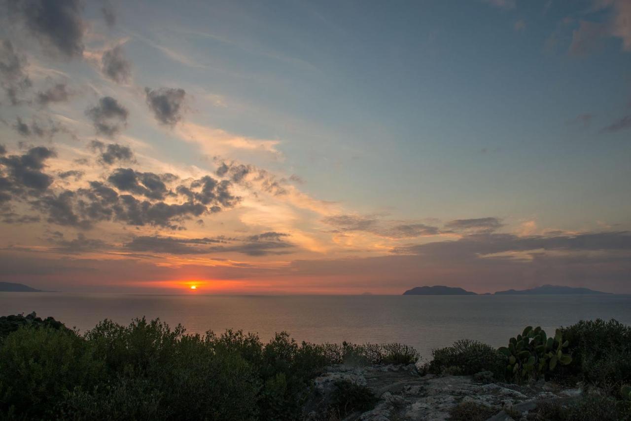 Manzoni Elements Bed & Breakfast Milazzo Exterior photo
